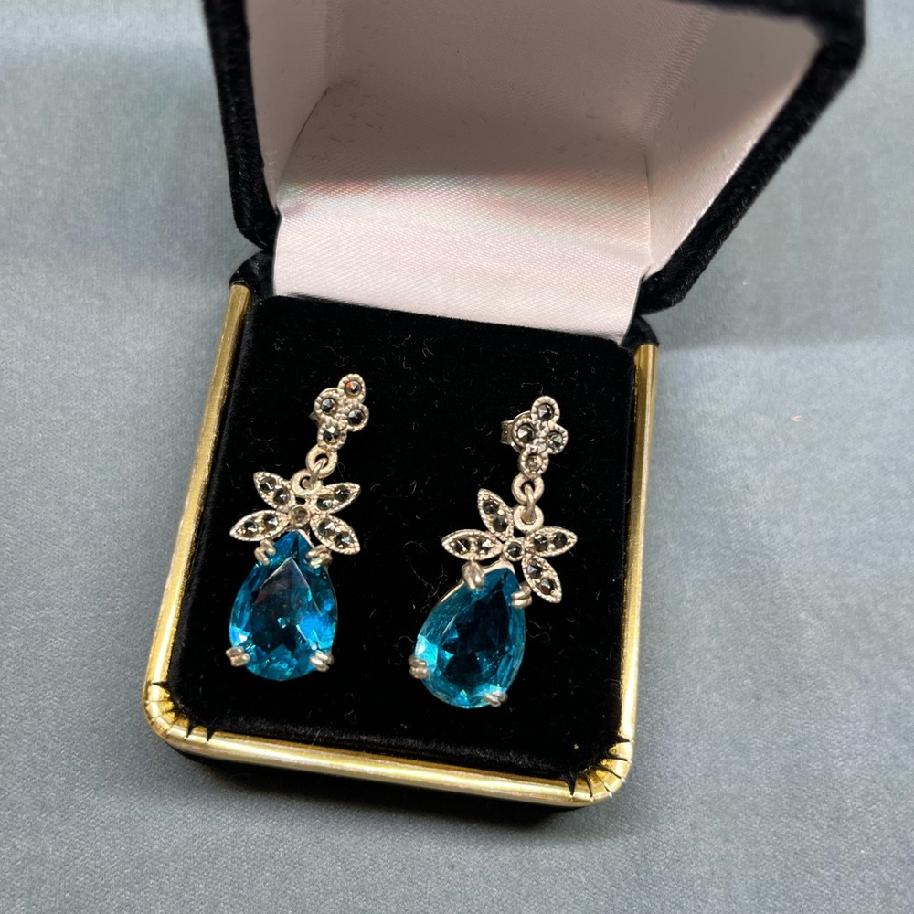 Vintage Sparkling Blue Teardrop Dangle Earrings - Sterling Silver